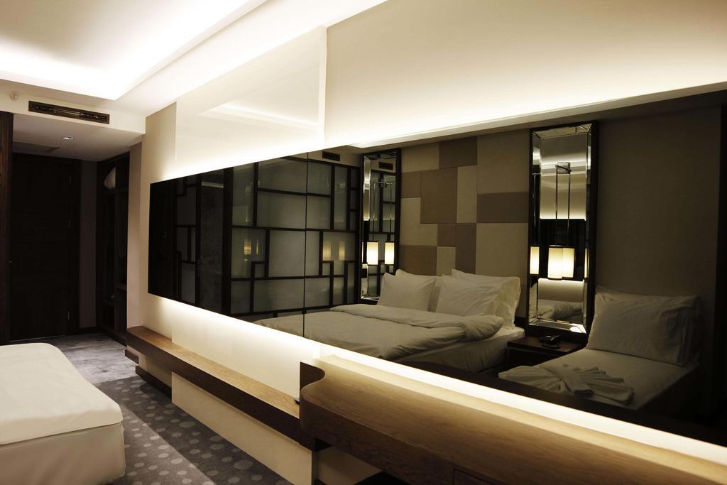The Biancho Hotel Pera Istanbul Bagian luar foto